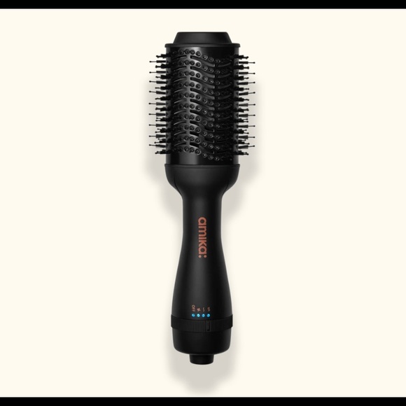 Amika BlowDRYER Brush - Picture 1 of 3